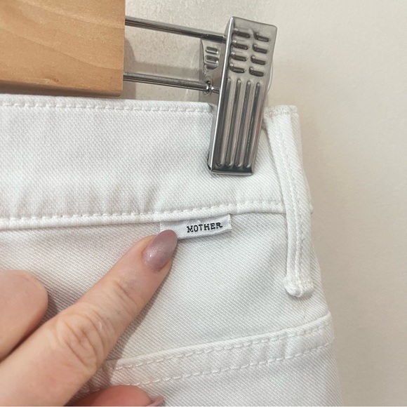 MOTHER Insider Crop Step Fray White Flare Jeans in Glass Slipper Raw Hem Size 25 - Picture 8 of 16